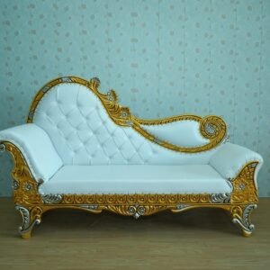White Gold Chaise Lounge Wedding Stage Sofa