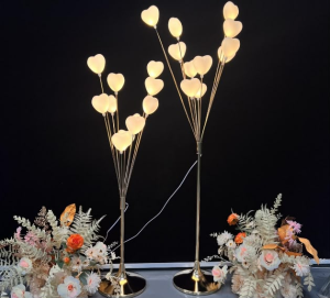 Heart Light Stand MLA109 — A spray of heart-shaped lights on fine golden stems.